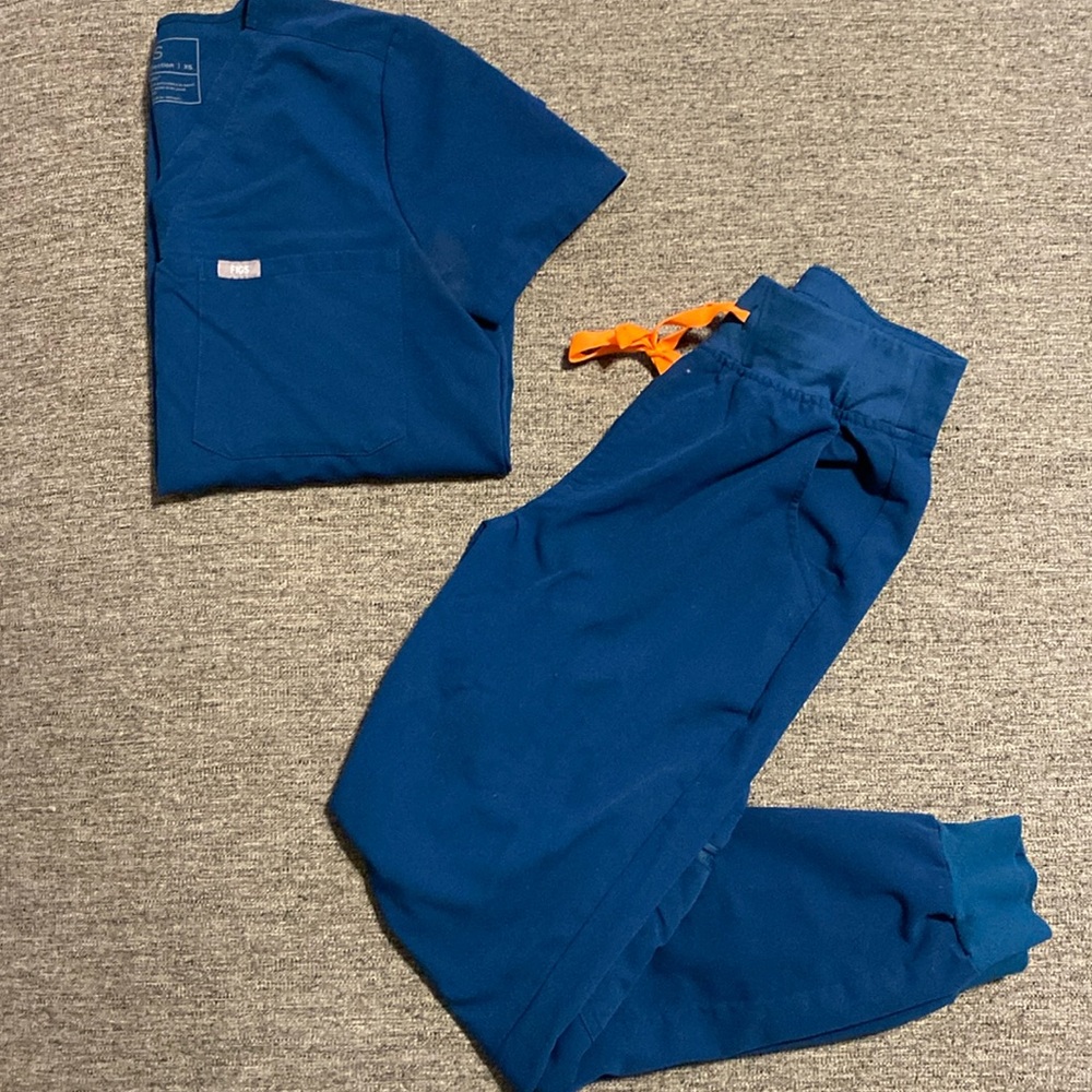 XS|XSP FIGS Zamora Scrub Set
